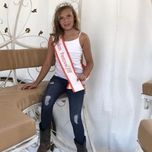 Meet your Posher, Carla